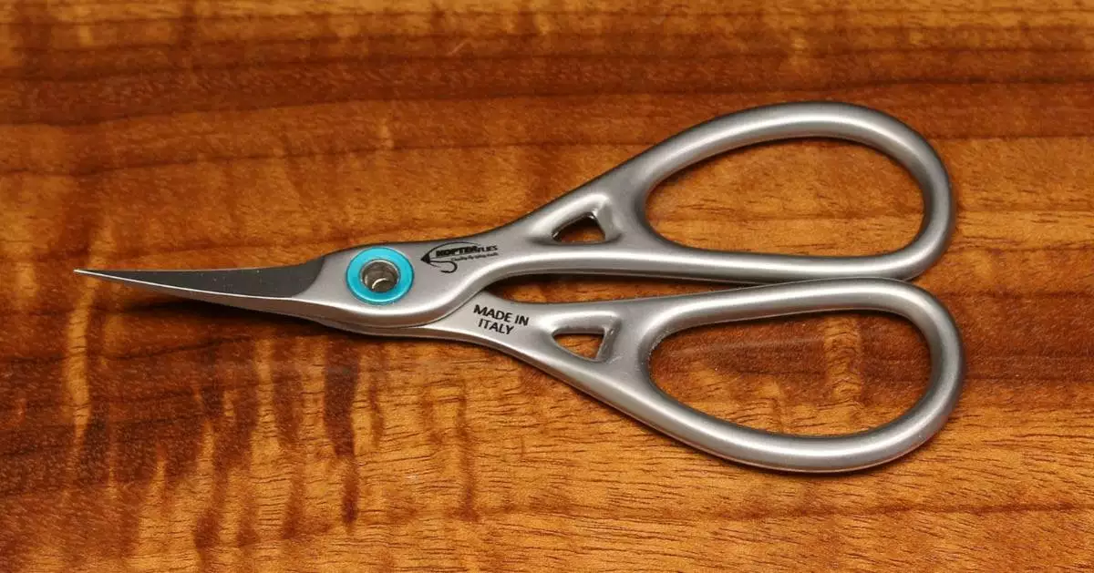 Hareline Kopter Absolute Curved Micro-Serrated Thin Point Scissors 3 Hareline Kopter Absolute Curved Micro-Serrated Thin Point Scissors