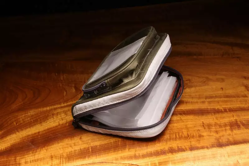 Hareline Essential Tying Materials Bag 3 Hareline Essential Tying Materials Bag